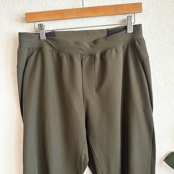 Lululemon Mens Switch Up Pants Medium Green Athleisure Athletic Outdoors Gym - Picture 2 of 9